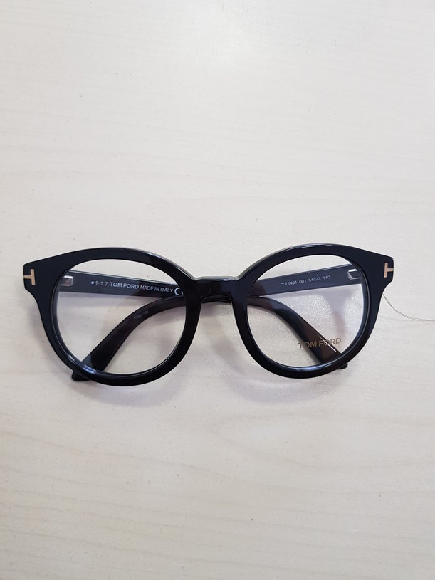 Tom Ford 5491 001