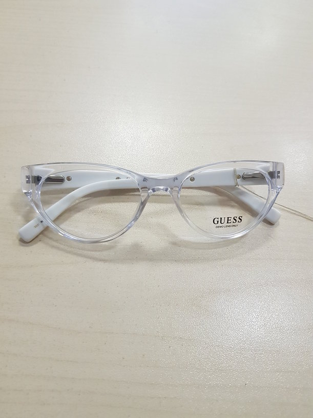 Guess GU2285 CLWHT