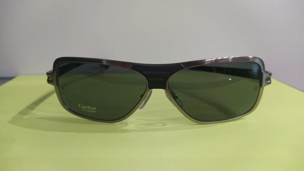 Cartier Солнцезащитные очки 4738582 сталь